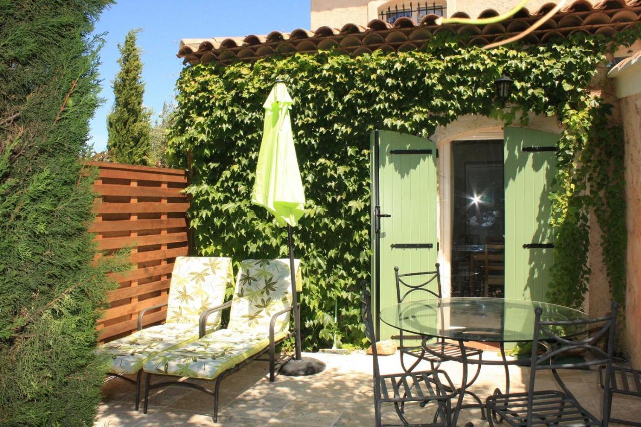 Studio Cosy Avec Grande Terrasse Au Calme Vila Saint-Cyr-sur-Mer Exterior foto